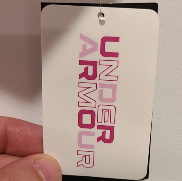 Under Armour Girls Motion Crop Tank Hot Pink YXL NEW WITH TAGS - Picture 2 of 5